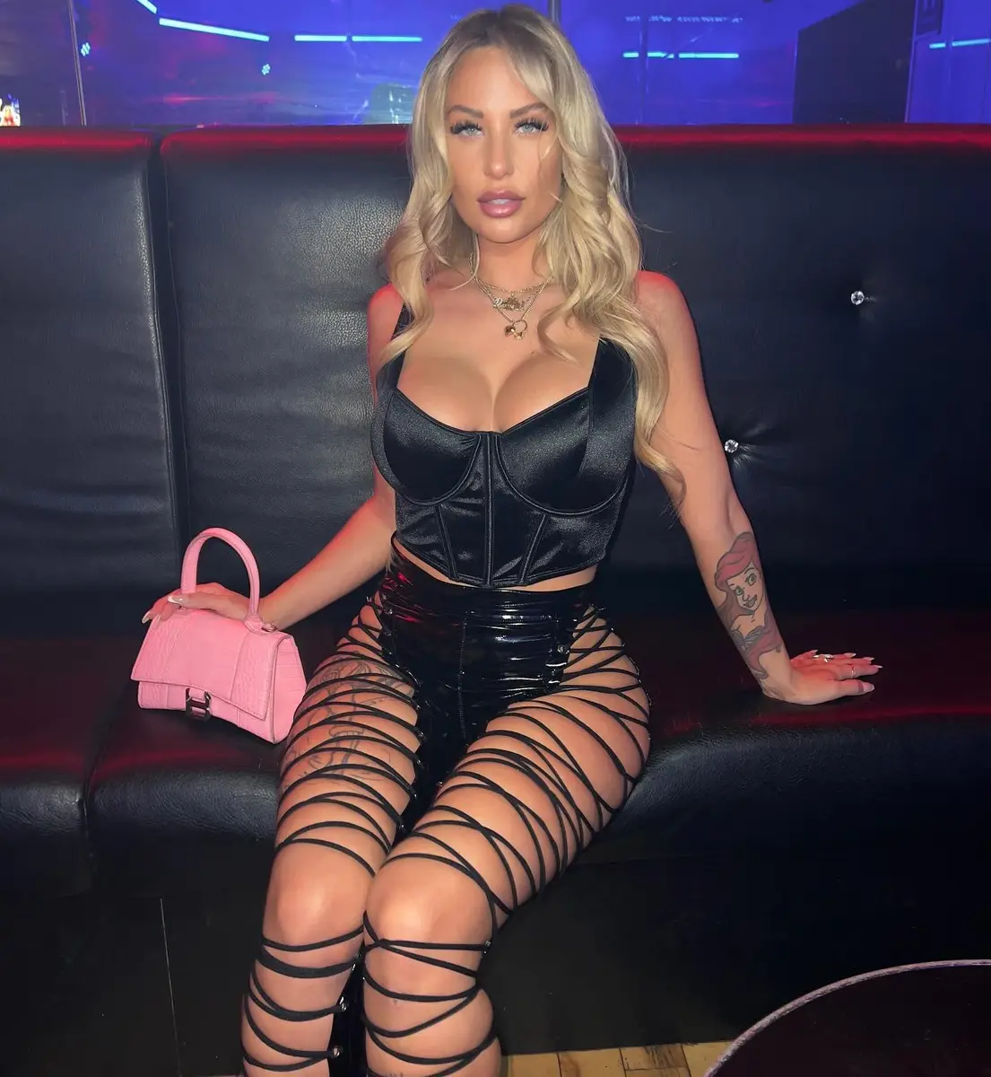 Cassandra escort in Berlin