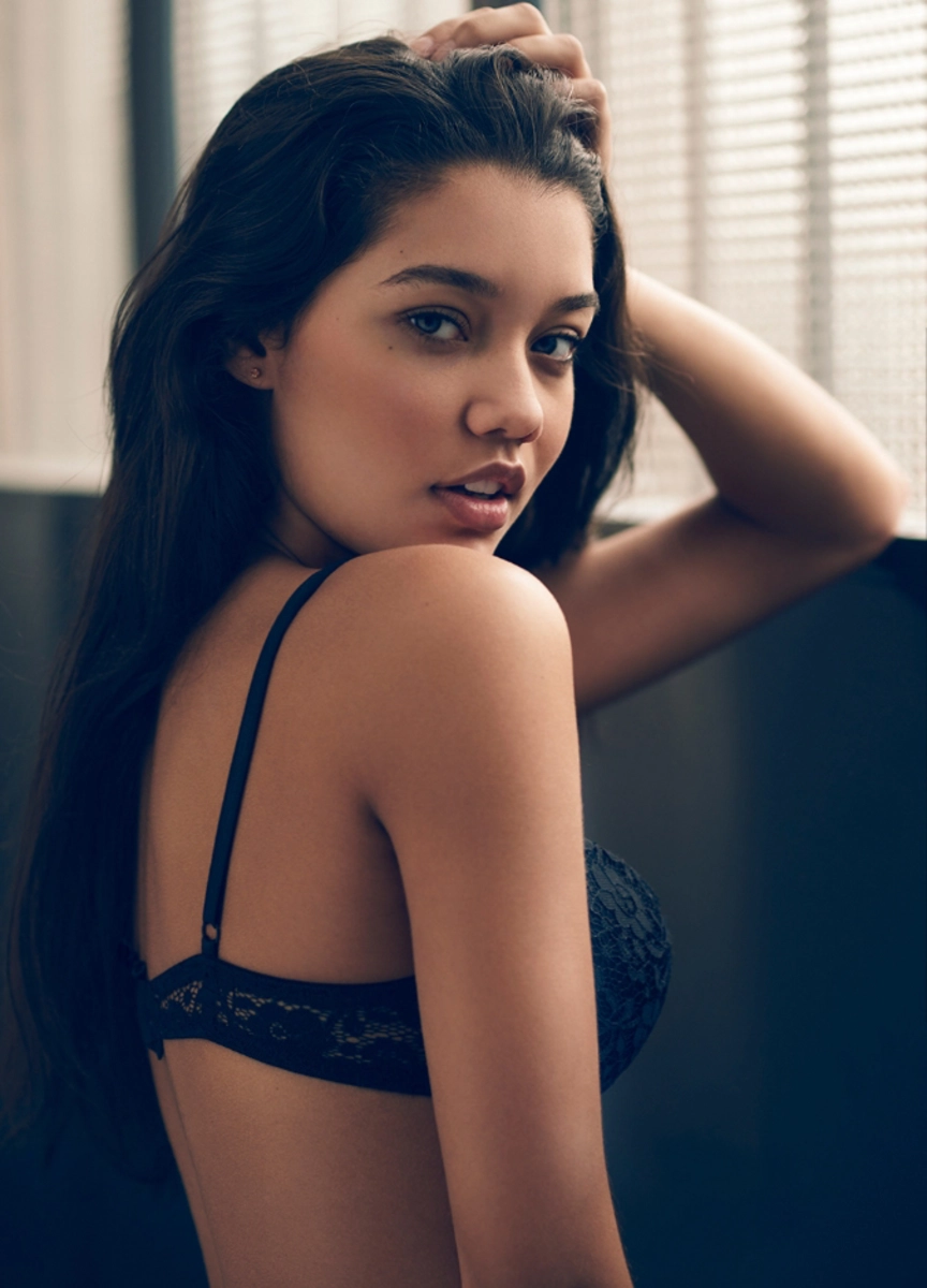 Eleanor escort in Berlin